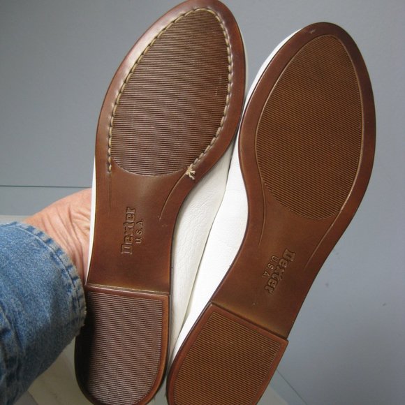 Vintage NOS White Leather Mocassins w Gold Studs Size 8 NWOB - Picture 6 of 6